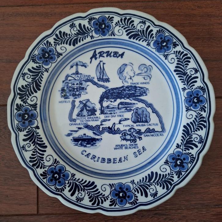 Delfts blauw bord Aruba Caribbean sea 28,5 cm, Antiek en Kunst, Antiek | Wandborden en Tegels, Ophalen of Verzenden