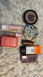 8 stuks cosmetica- catrice- essence- NYX, Ophalen of Verzenden, Zo goed als nieuw, Overige kleuren, Gehele gezicht