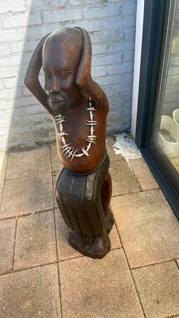 Mooi Afrikaans beeld beschikbaar voor biedingen