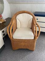 Rotan Stoel met Kussen, Huis en Inrichting, Stoelen, Ophalen, Bruin, Riet of Rotan, Zo goed als nieuw