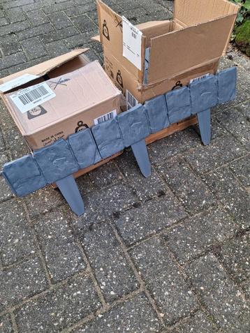 VidaXL Borderranden - 20m Kunststof Grijs. NIEUW IN DE DOOS. beschikbaar voor biedingen