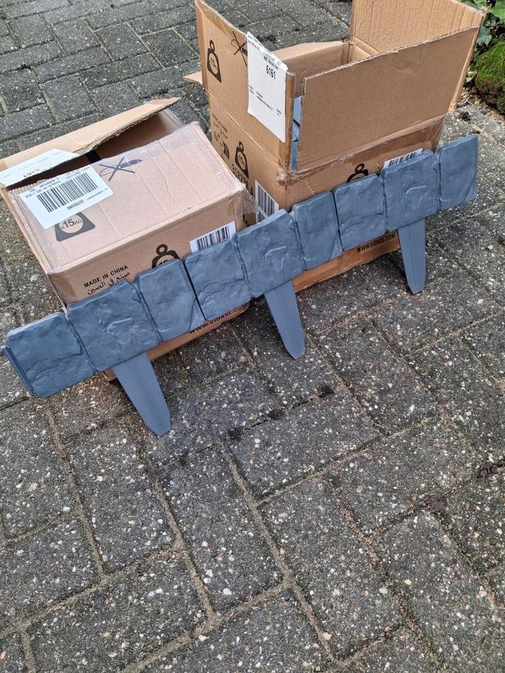 VidaXL Borderranden - 20m Kunststof Grijs. NIEUW IN DE DOOS., Tuin en Terras, Bielzen en Borders, Nieuw, Border, Kunststof, Minder dan 25 cm