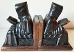 2 boeken steunen monikken die aan het lezen zijn, Antiek en Kunst, Antiek | Boeken en Bijbels, Ophalen of Verzenden
