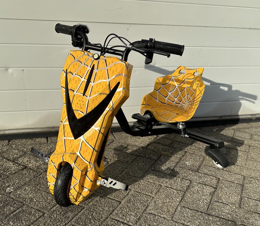 Elektrische Drift Trike Kart geel 250W 36V Bluetooth / Verin, Kinderen en Baby's, Speelgoed | Buiten | Voertuigen en Loopfietsen