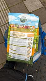 Honden voer 2 zakken 2,5 kilo en 3 zakken 4 kilo royal canin, Ophalen