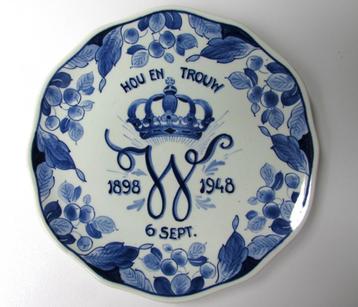 Wilhelmina Wandbord 50 jaar  regeringsjubileum  1898-1948  beschikbaar voor biedingen