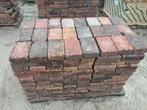 Ruim 90 m2 trommelsteen/betonklinker 21x14x6, Ophalen, Gebruikt, Klinkers, 10 m² of meer