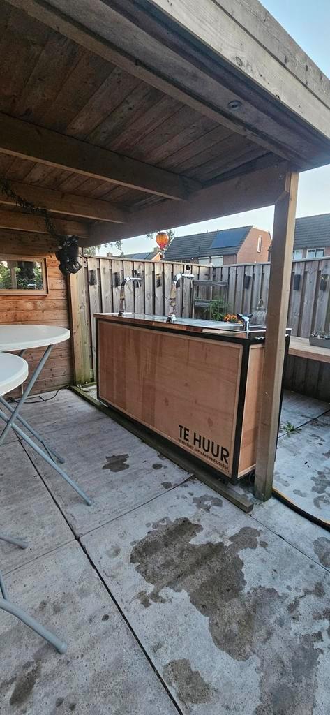 biertap huren met spoelbak - Feest & Evenement, Hobby en Vrije tijd, Feestartikelen | Verhuur, Ophalen of Verzenden