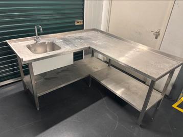 RVS Hoekwerktafel met spoelbak /Spoeltafel beschikbaar voor biedingen