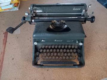 Antieke Everest Typemachine - Model TS beschikbaar voor biedingen