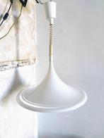 Herda heksenhoed - witte vintage hanglamp, Kunststof, Gebruikt, Ophalen of Verzenden, 50 tot 75 cm