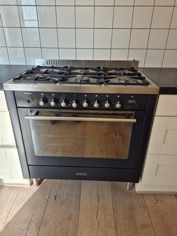 Gas fornuis/ electrische oven Pelgrim  beschikbaar voor biedingen