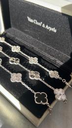 Van Cleef & Arpels Alhambra Armbanden (Exclusief) 18KT, Sieraden, Tassen en Uiterlijk, Armbanden, Met kristal, Overige kleuren