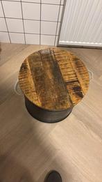 houten bijzettafel, Huis en Inrichting, Tafelonderdelen, Ophalen, Minder dan 50 cm, Minder dan 50 cm, Zo goed als nieuw