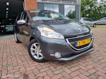 Peugeot 208 1.2 VTi Style Navi , distr vv beschikbaar voor biedingen
