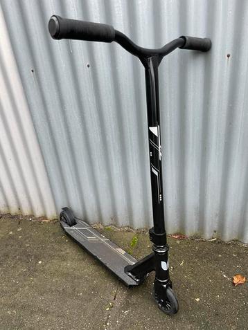 Stuntstep Blazerpro - zwart beschikbaar voor biedingen