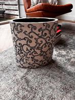 Vaas met blauw patroon, Ophalen, Wit, Aardewerk of Porselein, Zo goed als nieuw