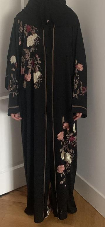 Abaya/Takchita/Takshita/Kaftan/Caftan/El Eid beschikbaar voor biedingen