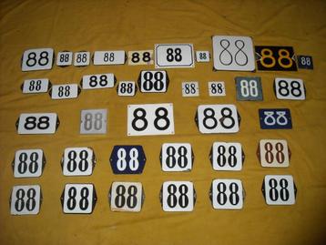 oud emaille huisnummer 88 ook 89 90 91 92 93 94 95 96 97 98 beschikbaar voor biedingen