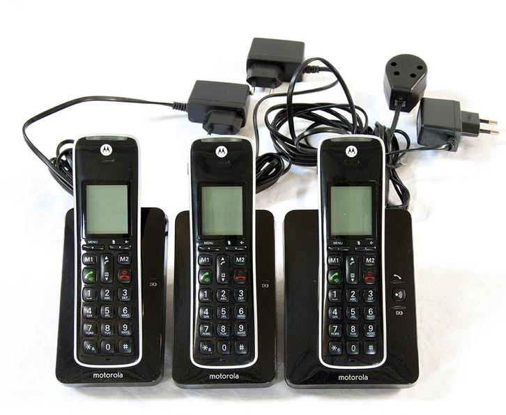 Motorola CD203b set, Telecommunicatie, Vaste telefoons | Handsets en Draadloos, Gebruikt, 3 handsets, Ophalen of Verzenden