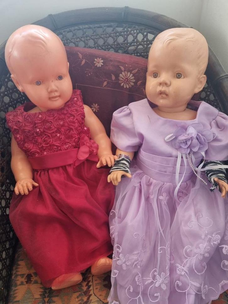 2 oude vriendinnen, Antiek en Kunst, Antiek | Speelgoed, Ophalen of Verzenden