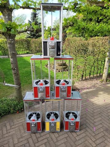 BEAVER surprise ballen automaten retro sixties fifties  beschikbaar voor biedingen