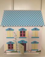 Vrolijk poppenhuis incl meubeltjes en poppetjes, Ophalen, Gebruikt, Poppenhuis