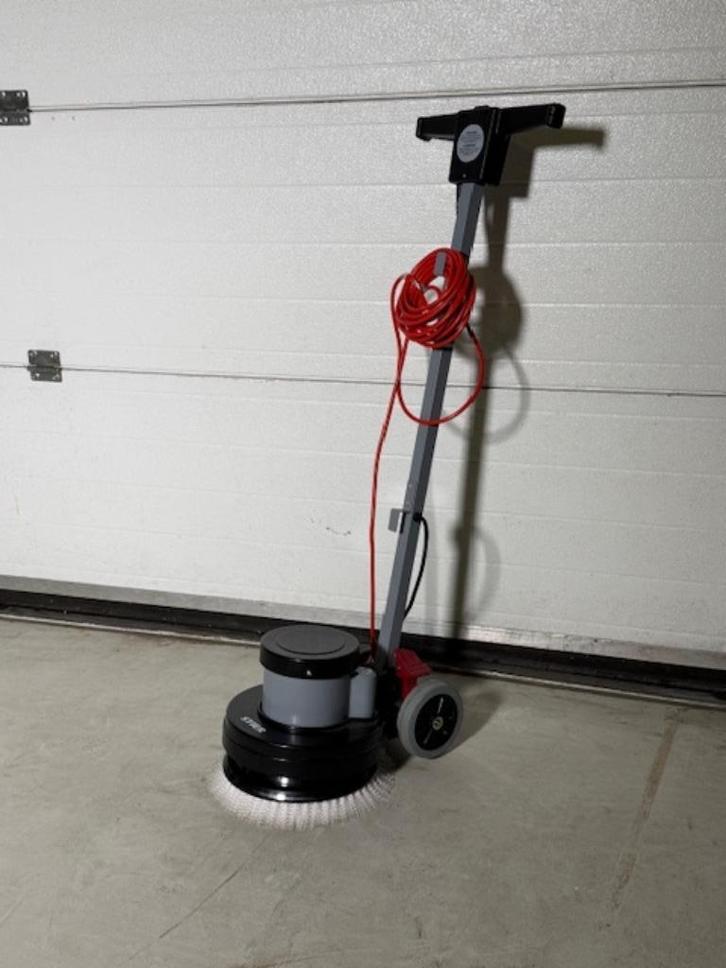 EEM 13 R eenschijfsmachine, Doe-het-zelf en Verbouw, Reinigingsmachines, Nieuw, Schrobmachine, Ophalen