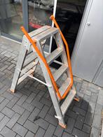 Handige Ivana trap 5 treden dubbel, Doe-het-zelf en Verbouw, Ophalen, Trap, Zo goed als nieuw, Opvouwbaar of Inschuifbaar