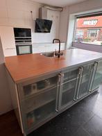 Moderne Leicht keuken met kookeiland, Ophalen, Gebruikt, Wit, Overige typen