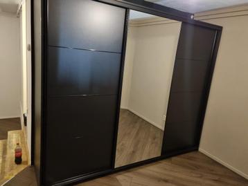 KLEDINGKAST MET TRANSPORT EN MONTAGE - afbeelding 3