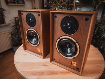 IMF | Compact II Luidsprekers beschikbaar voor biedingen