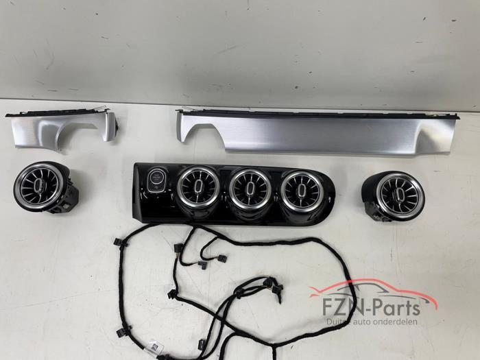 Mercedes-Benz Cla A118 ambient light Luchtroosters Lijst Alu, Auto-onderdelen, Carrosserie en Plaatwerk, Gebruikt, Ophalen