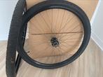 Bicycle wheel + tire + tube / fietswiel + band + innenband, Fietsen en Brommers, Fietsaccessoires | Overige Fietsaccessoires, Gebruikt