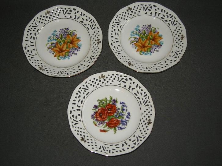 Royal Dresden, gebaksbordjes en schoteltjes, Antiek en Kunst, Antiek | Servies los, Ophalen of Verzenden