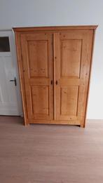 Antieke geloogd grenen kast, in prima staat, Ophalen