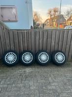 Stalen velgen met wieldoppen VREDESTEIN, Ophalen, Gebruikt, Fiat
