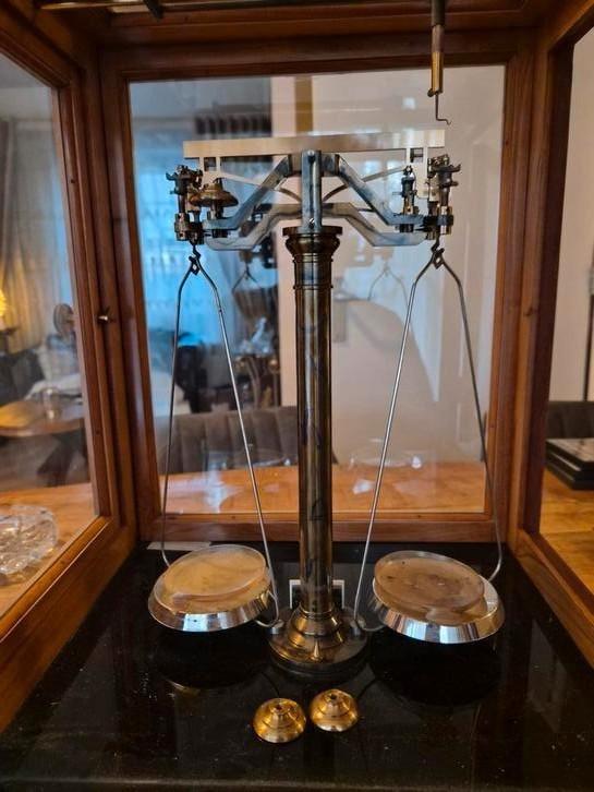 Apotheek weegschaal, Antiek en Kunst, Antiek | Gereedschap en Instrumenten, Ophalen of Verzenden