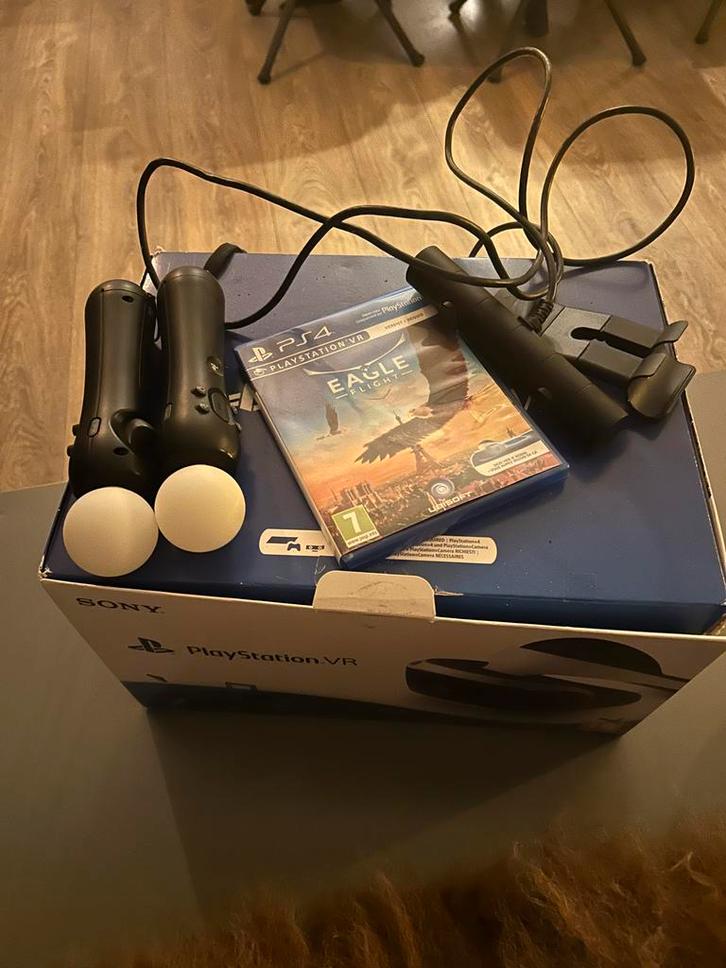 Playstation VR bril (PS4) + Eagle Flight, Spelcomputers en Games, Spelcomputers | Nintendo NES, Zo goed als nieuw, Met 2 controllers