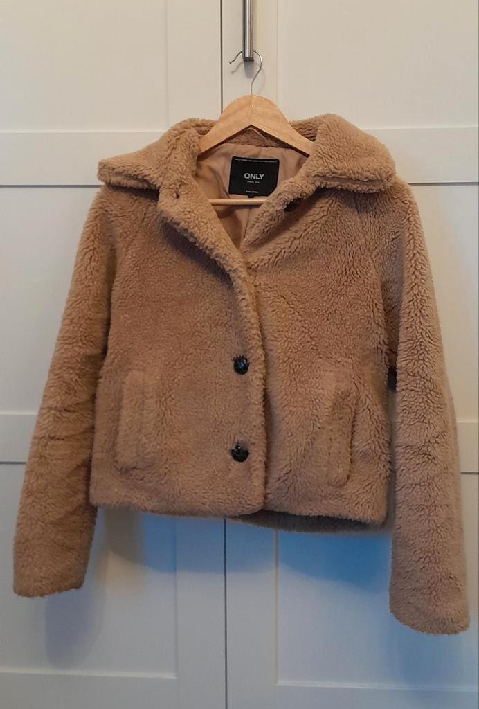 Only Teddy Jas - Maat S - Beige, Kleding | Dames, Jassen | Zomer, Zo goed als nieuw, Maat 36 (S), Beige, Ophalen of Verzenden