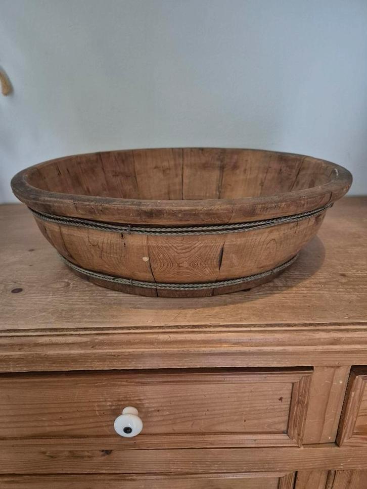 Oude houten olijfbak, Antiek en Kunst, Antiek | Schalen, Ophalen of Verzenden