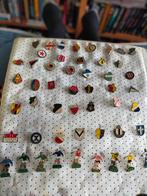 Nederlandse voetbal speldjes 50 x, Verzamelen, Speldjes, Pins en Buttons, Ophalen of Verzenden, Zo goed als nieuw, Sport