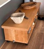 Laag kwaliteitskastje op zwenkwielen 150 x 50 cm, Ophalen, Zo goed als nieuw