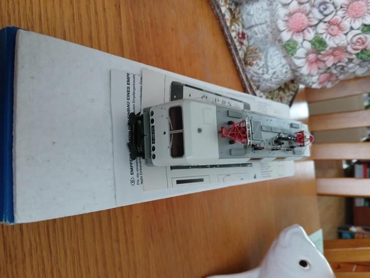 1 splinternieuwe roco ho loc aeg wit nr 43685 in doos, Hobby en Vrije tijd, Modeltreinen | H0, Nieuw, Locomotief, Gelijkstroom