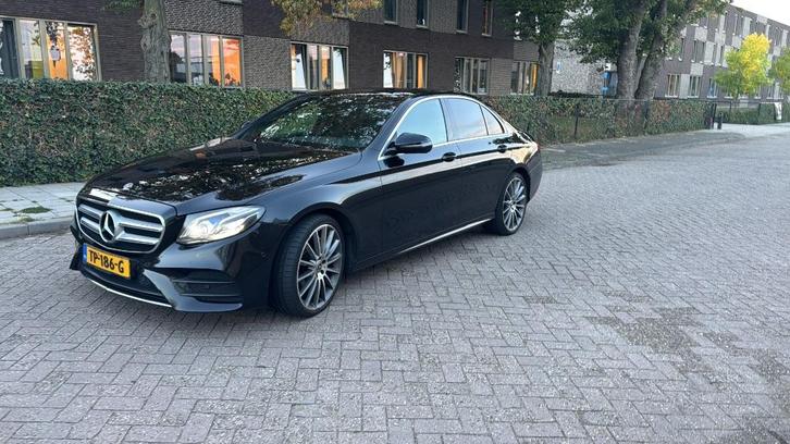 Mercedes-Benz E-Klasse 2.0 E220 D Sedan AUT 2017 Zwart, Auto's, Mercedes-Benz, Particulier, E-Klasse, Diesel, B, Sedan, Automaat