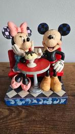 Disney Traditions  'Love Comes In Many Flavors', Ophalen of Verzenden, Zo goed als nieuw, Overige typen