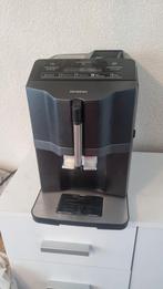 Siemens koffiemachine  EQ.3 S300. Defect.Zie omschrijving !, Witgoed en Apparatuur, Koffiezetapparaten, Ophalen of Verzenden, Zo goed als nieuw