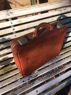 Bruin leren akte tas veel opbergruimte, Ophalen of Verzenden