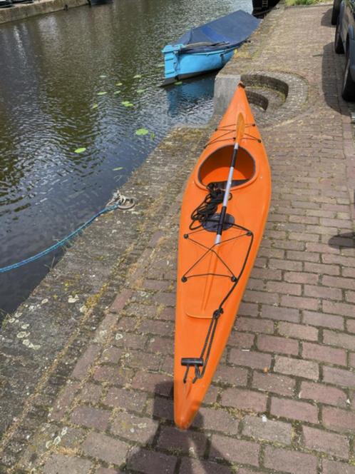 2 eenpersoons Kayak's rood en oranje met peddels, Watersport en Boten, Kajaks, Gebruikt, 1-persoons, Ophalen
