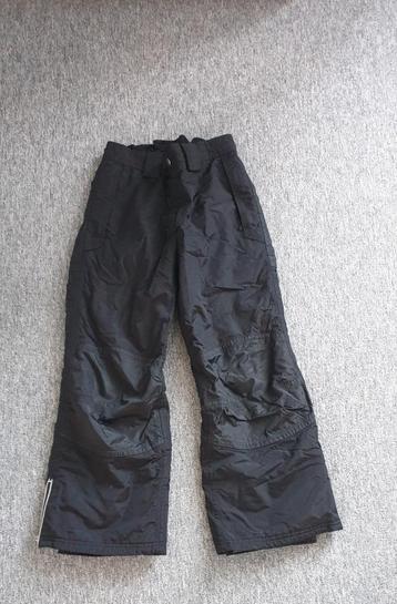 Carverace skibroek. Maat 122/128. Zwart beschikbaar voor biedingen